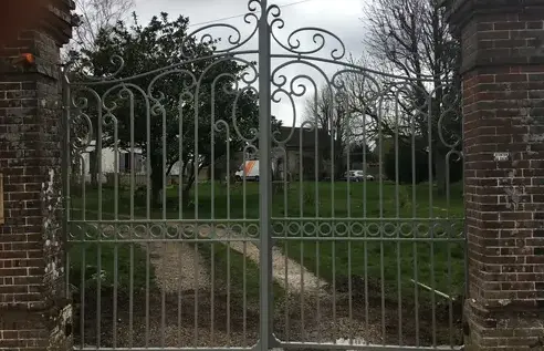 menuiserie aluminium à Mesnils-sur-Iton - image 2